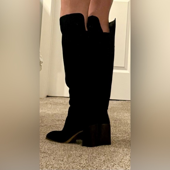 Vince Camuto Elegant Black Over the Knee Boots - Picture 4 of 9